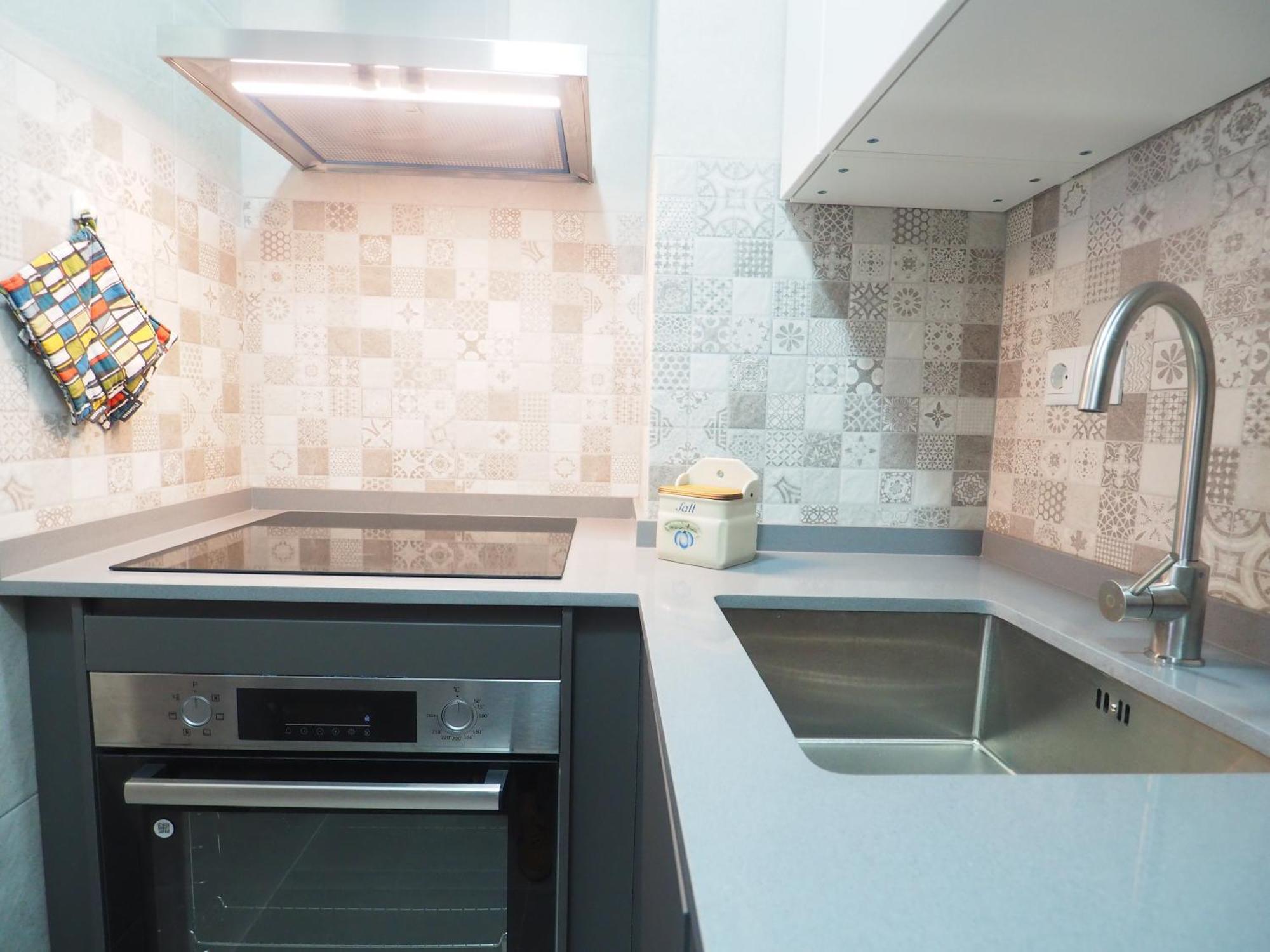 Balcony View Apartment By Hello Homes سيدجيس المظهر الخارجي الصورة