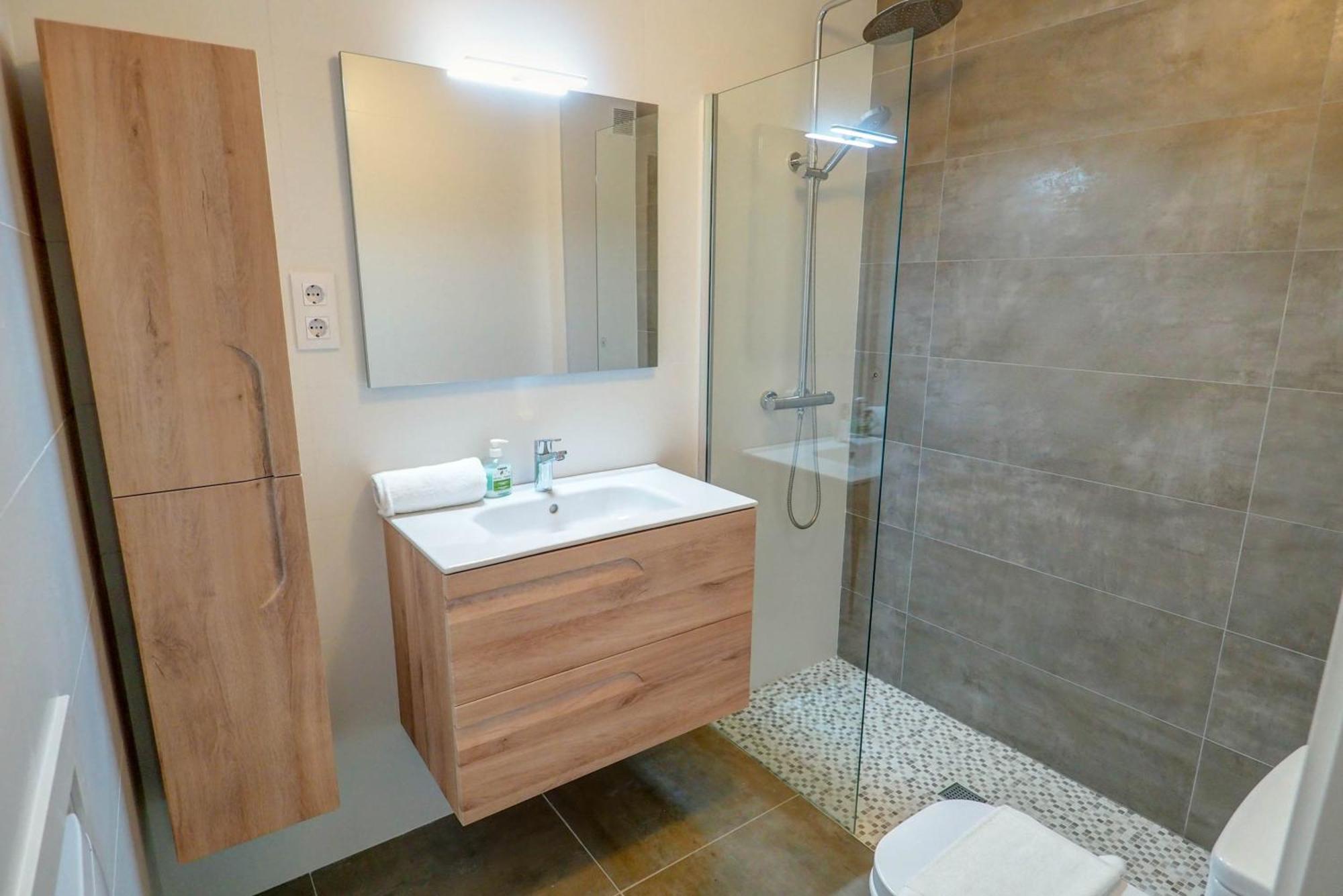 Balcony View Apartment By Hello Homes سيدجيس المظهر الخارجي الصورة